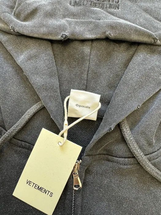 зип худи Vetements Hello my name is — фото 5