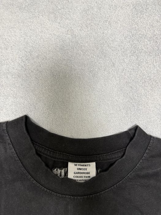 футболка Vetements Rock logo 2025 tee — фото 3