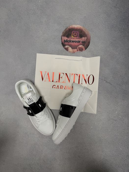 кеды кроссовки valentino garavani С Триугольниками balenciaga vetements rick owens