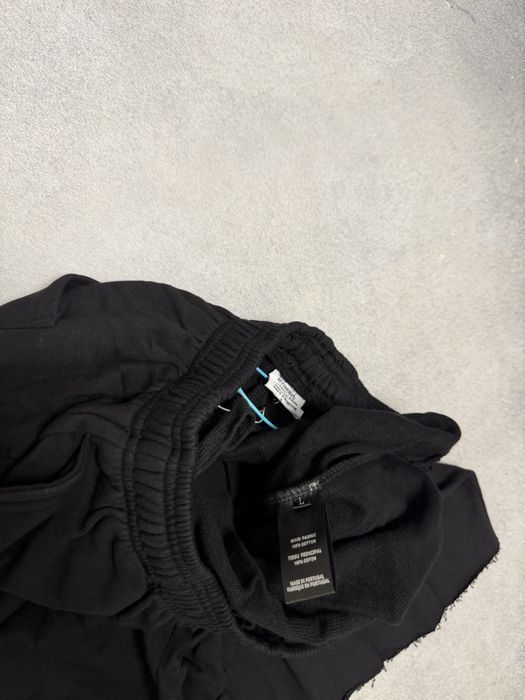 шорты Vetements Anarchy Shorts S M L — фото 4